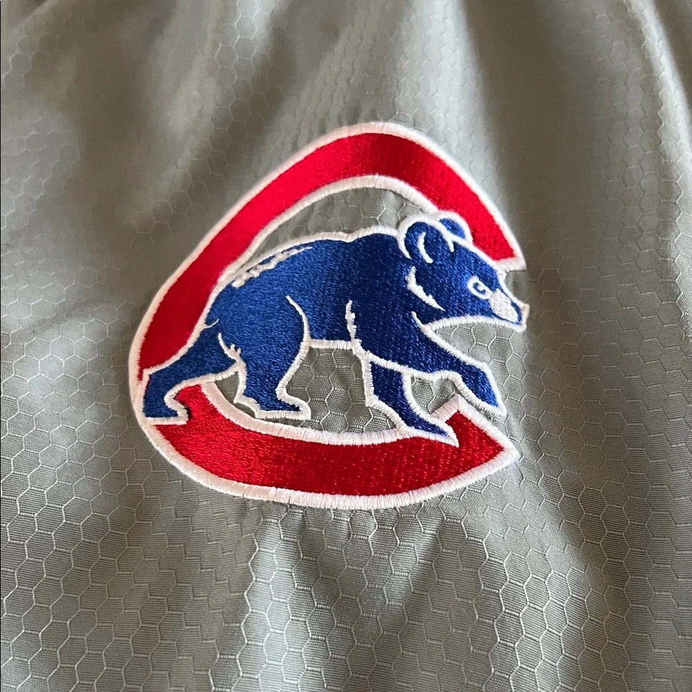 Majestic Chicago Cubs Gray Jacket - Picture 5 of 6